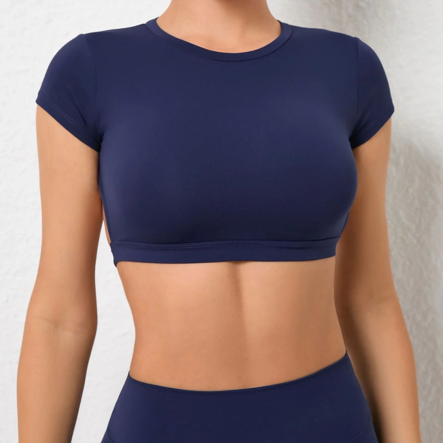 Fitted Backless Fitness Crop Top